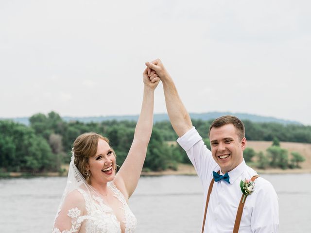 Kevin and Emily&apos;s Wedding in Wabasha, Minnesota 16