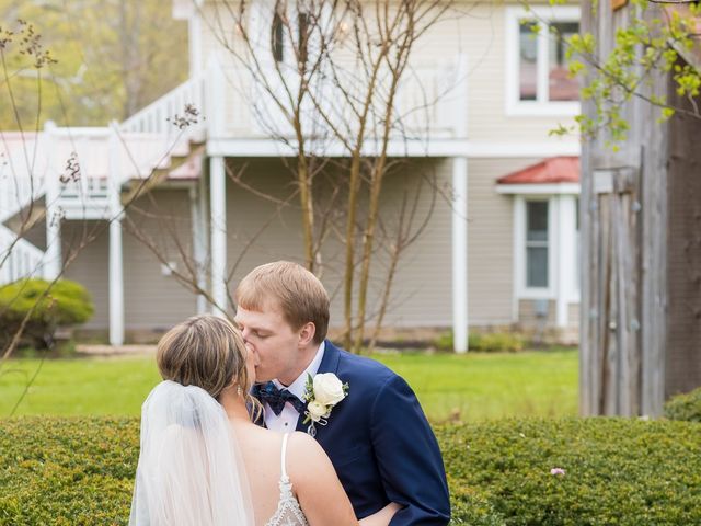 Brett and Lauren&apos;s Wedding in Augusta, Kentucky 41