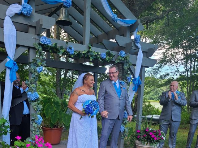 Sean and Terri&apos;s Wedding in East Falmouth, Massachusetts 8