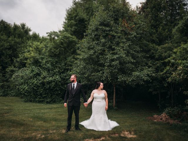 Caleb and Ashley&apos;s Wedding in Fort Wayne, Indiana 17