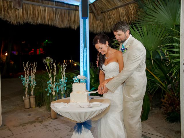 Kari and Clayton&apos;s Wedding in Islamorada, Florida 27