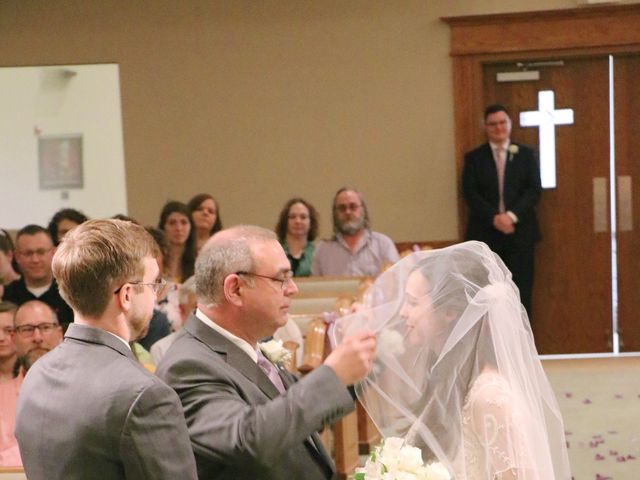 Sarah and Ben&apos;s Wedding in Shelburn, Indiana 5