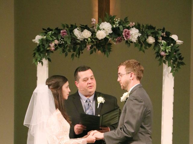 Sarah and Ben&apos;s Wedding in Shelburn, Indiana 9