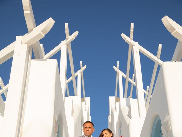 Tanja and Zoran&apos;s Wedding in Santorini, Greece 10
