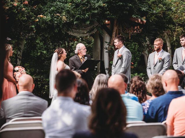 Alan and Desirae&apos;s Wedding in Coldwater, Michigan 15