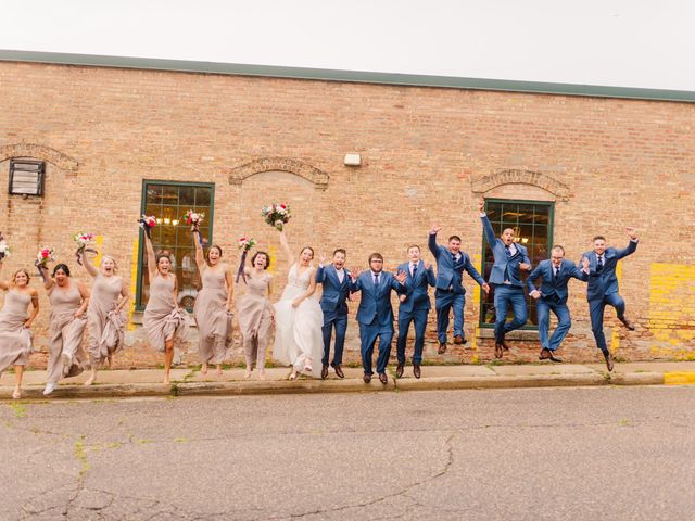 Philip and Hannah&apos;s Wedding in Baraboo, Wisconsin 10
