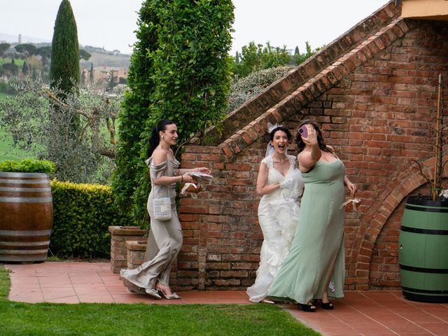 Stanley and Michelle&apos;s Wedding in Montepulciano, Italy 9