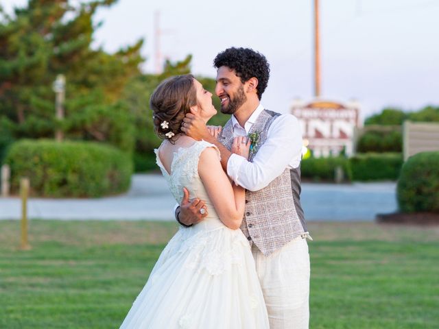 Laith and Stephanie&apos;s Wedding in Nags Head, North Carolina 21