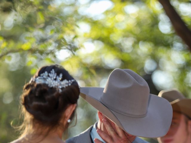 Kassie and Creston&apos;s Wedding in Temple, Texas 43