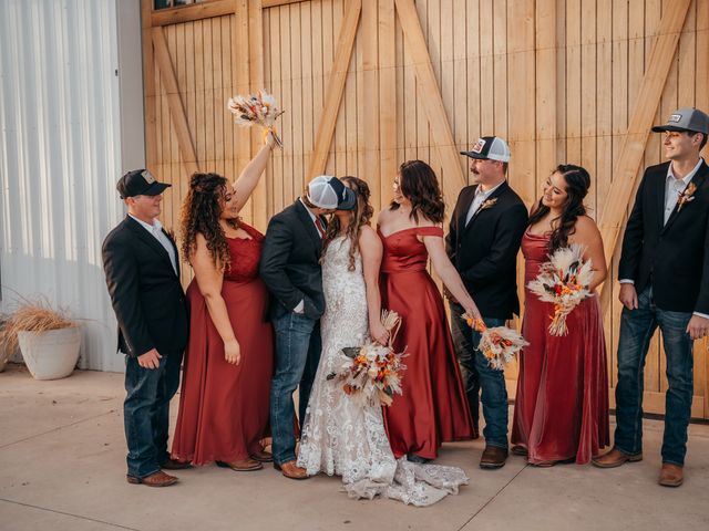 Austin and Sarah&apos;s Wedding in Wichita, Kansas 14