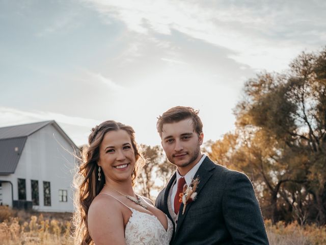 Austin and Sarah&apos;s Wedding in Wichita, Kansas 19