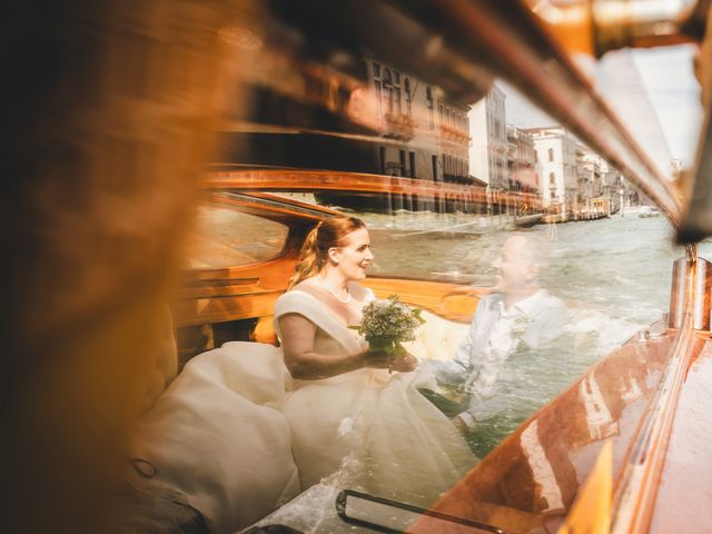 Tony and Esher&apos;s Wedding in Venice, Italy 13