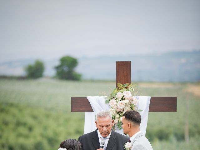 David and Monet&apos;s Wedding in Yakima, Washington 9