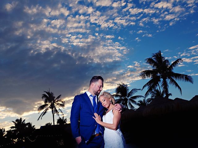 Thomas and Holly&apos;s Wedding in Cancun, Mexico 19