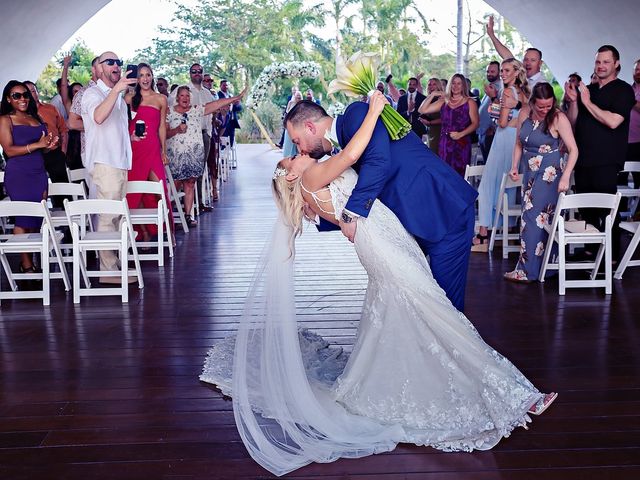 Thomas and Holly&apos;s Wedding in Cancun, Mexico 25