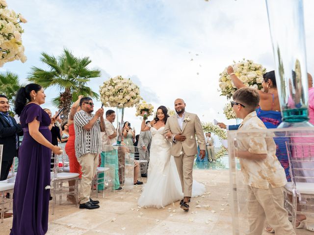 Kleber and Katherine&apos;s Wedding in Cancun, Mexico 36