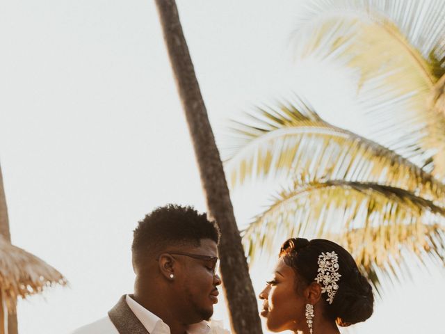 Darnell and Candace&apos;s Wedding in Kailua Kona, Hawaii 10