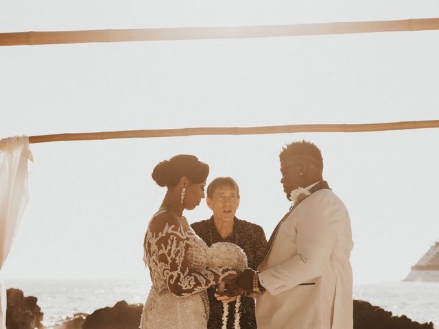 Darnell and Candace&apos;s Wedding in Kailua Kona, Hawaii 18