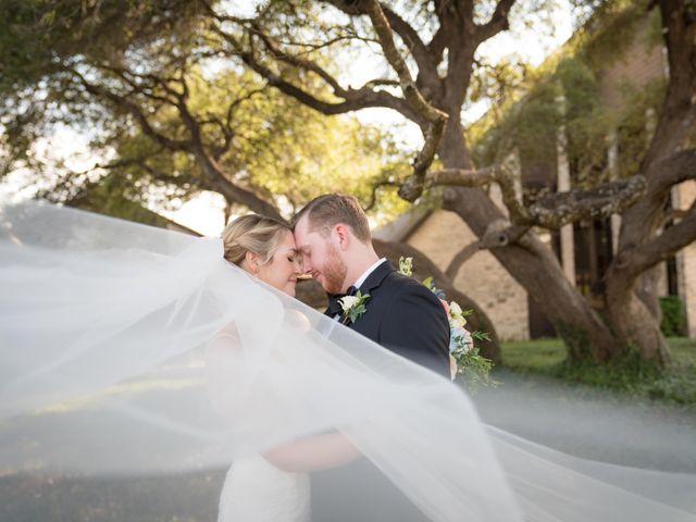 Maggie and Logan&apos;s Wedding in Georgetown, Texas 11