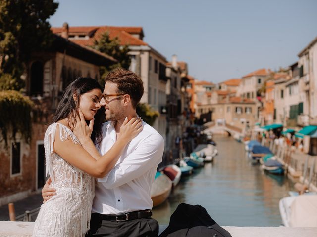 Stathis and Anna&apos;s Wedding in Venice, Italy 17