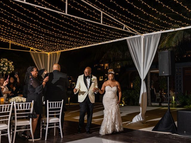 Byron and Ebony&apos;s Wedding in Cancun, Mexico 31