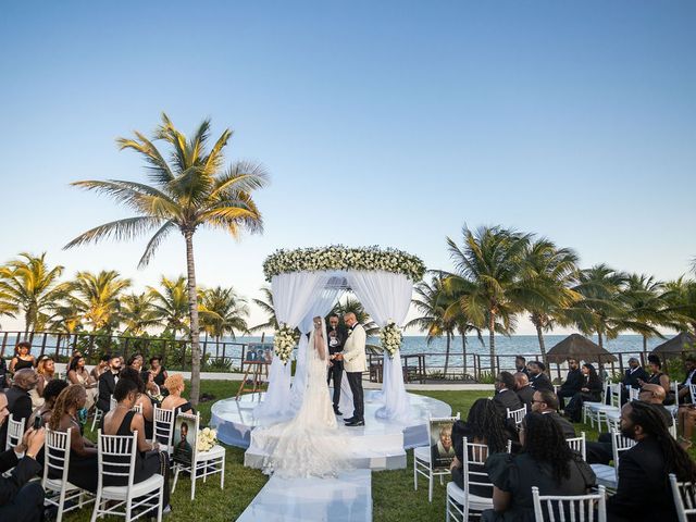Byron and Ebony&apos;s Wedding in Cancun, Mexico 48