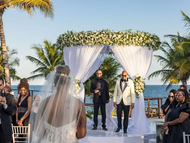 Byron and Ebony&apos;s Wedding in Cancun, Mexico 55