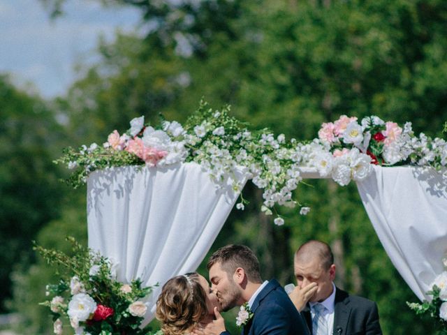 Megan and Brok&apos;s Wedding in Grand Rapids, Ohio 15