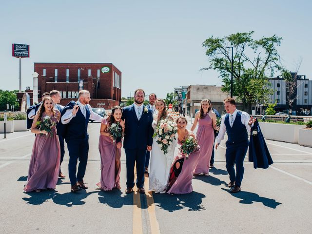 Ryan and Grace&apos;s Wedding in Cedar Rapids, Iowa 18