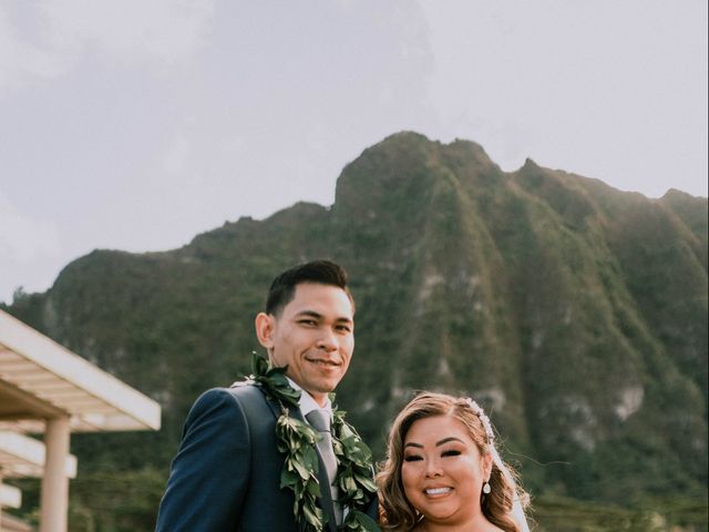 Austin and Ashley&apos;s Wedding in Honolulu, Hawaii 19