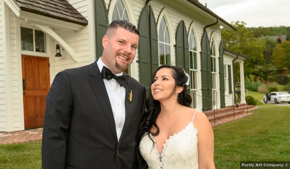 Jesse and Deisi's Wedding in Ridgedale, Missouri