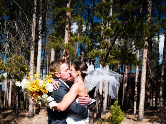Keely and Tom&apos;s Wedding in Tabernash, Colorado 11