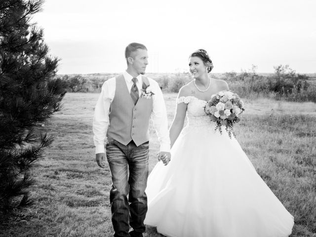 Cody and Brittany&apos;s Wedding in Amarillo, Texas 43