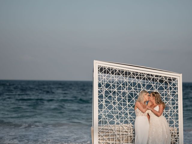 Mikayla and Brooke&apos;s Wedding in Cancun, Mexico 61