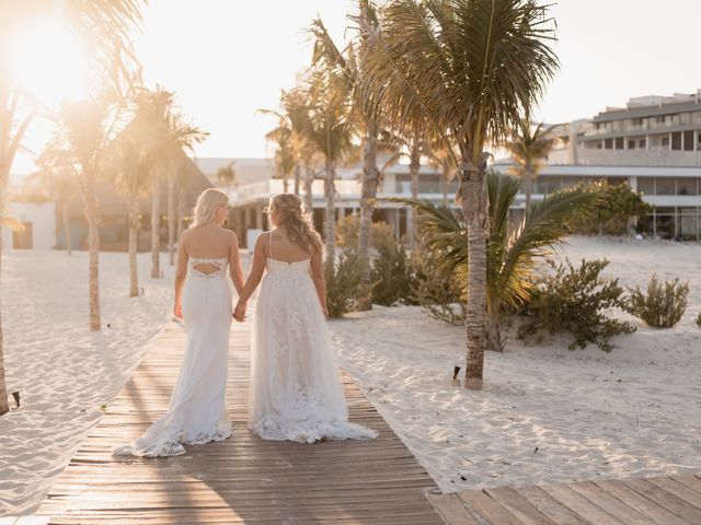Mikayla and Brooke&apos;s Wedding in Cancun, Mexico 66