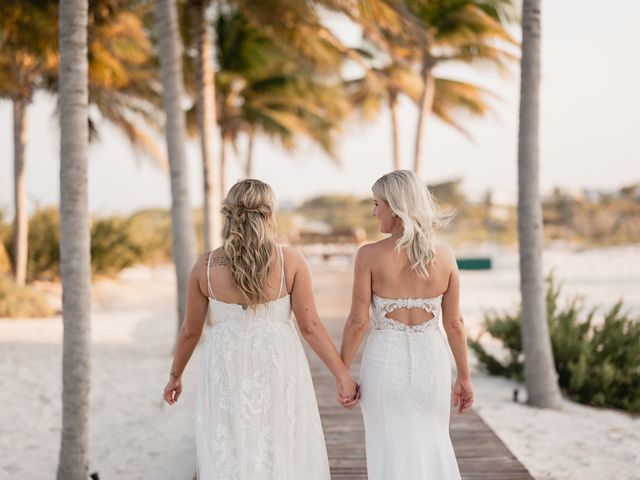 Mikayla and Brooke&apos;s Wedding in Cancun, Mexico 69