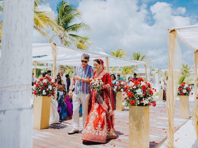 Deepak and Raluca&apos;s Wedding in Cancun, Mexico 68