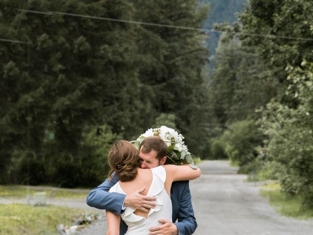 Clint and Bailey&apos;s Wedding in Girdwood, Alaska 7
