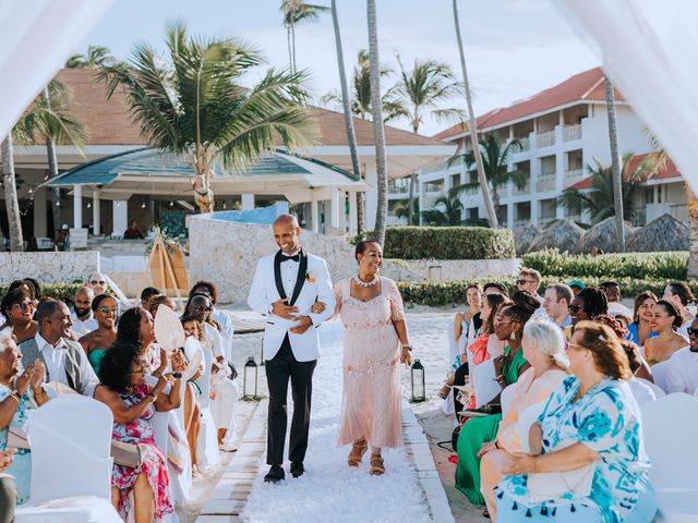 Jonathan and Uraidah&apos;s Wedding in Punta Cana, Dominican Republic 23