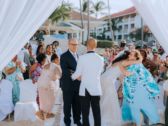 Jonathan and Uraidah&apos;s Wedding in Punta Cana, Dominican Republic 27