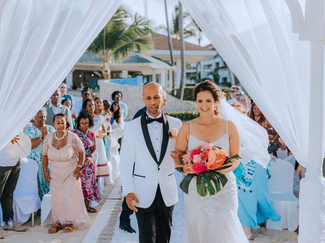 Jonathan and Uraidah&apos;s Wedding in Punta Cana, Dominican Republic 28