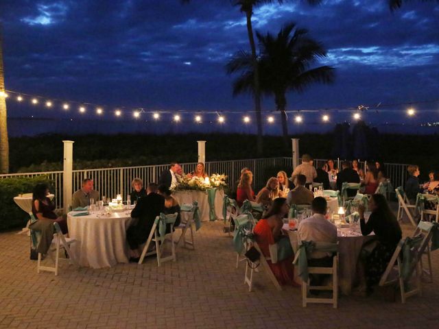 Will and Chrissy&apos;s Wedding in Fort Myers Beach, Florida 4