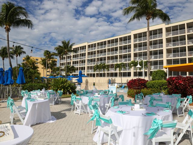 Will and Chrissy&apos;s Wedding in Fort Myers Beach, Florida 10