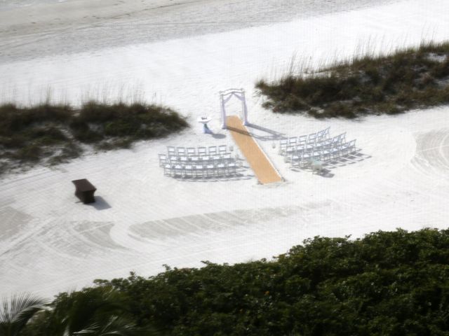 Will and Chrissy&apos;s Wedding in Fort Myers Beach, Florida 30