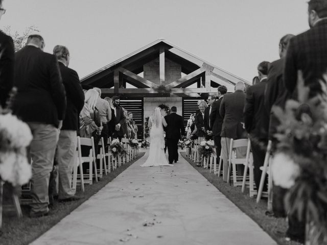Will and Shelbi&apos;s Wedding in New Braunfels, Texas 5