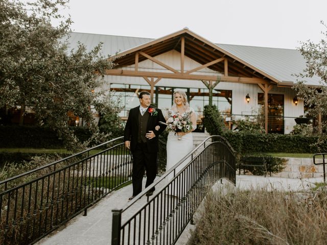 Will and Shelbi&apos;s Wedding in New Braunfels, Texas 13