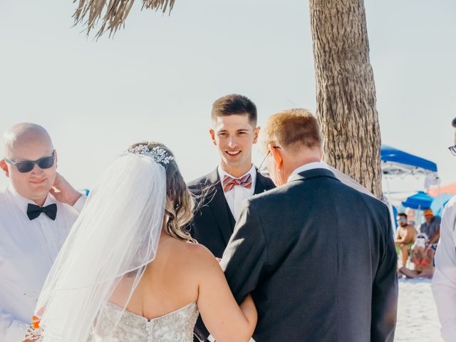 Ryan and Kelly&apos;s Wedding in Clearwater Beach, Florida 20