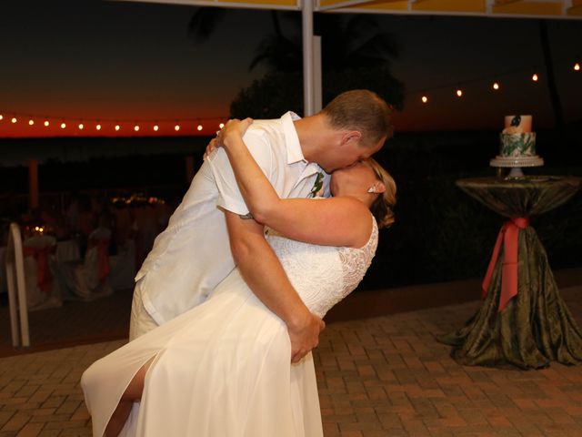 Scott and Kelli&apos;s Wedding in Fort Myers Beach, Florida 5