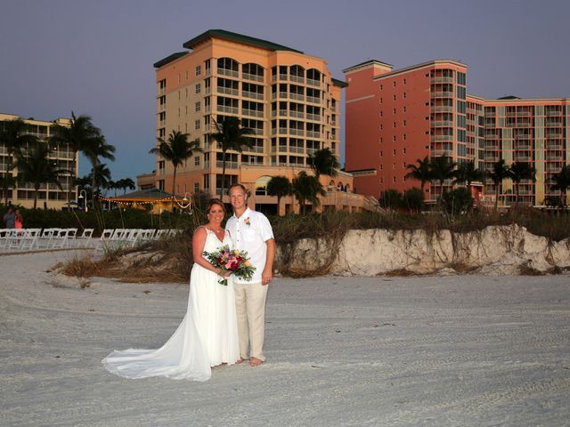 Scott and Kelli&apos;s Wedding in Fort Myers Beach, Florida 10