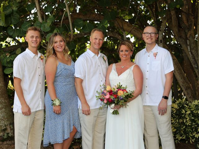 Scott and Kelli&apos;s Wedding in Fort Myers Beach, Florida 24